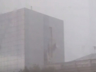 Падение фасада здания в центре Кишинева во время шторма попало на видео