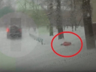Падение беременной женщины в снег из окна роддома попало на видео