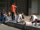 В Кишиневе молодежь призвала всех ходить в масках в общественных местах