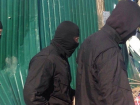 В Страшенах младший брат в одиночку избил толпу ночных грабителей с пистолетом