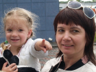 Ужасные мучения брошенной матерью в Молдове маленькой Полины закончились: девочку привезли в Челябинск