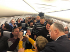 Президент Молдовы полетел в Москву эконом-классом и пообщался с пассажирами