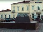Памятник знаменитому уроженцу Молдовы спешно уничтожили «декоммунизаторы» под Одессой
