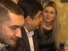 Ботгрос отпраздновал день рождения в ресторане Vatra Neamului и познакомился с молодой блондинкой - невестой своего сына