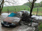 Спортивный Mercedes буквально затопило грязевым потоком в Кишиневе, владелец просит помощи