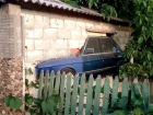 Удивительное сооружение: BMW в стену вмуровал житель Новоаненского района