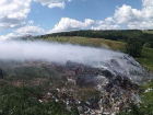 В Данченах горит мусорная свалка, дым накрыл почти всё село