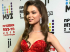 Ошеломляюще "голое" платье от молдаванки надела Мисс Россия-2018 на вручение премий «Муз-ТВ»