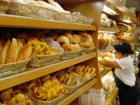 Страшных "зверей", живущих в хлебе, сняла на видео девушка в супермаркете Кишинева