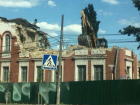 Уничтожение красивого здания в центре Кишинева для очередной новостройки сняли на видео