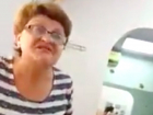 Шокировавшее женщину с маленьким ребенком поведение хозяйки салона красоты попало на видео