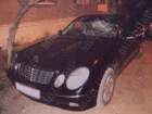 В Дубоссарах неуравновешенный мужчина разгромил чужой дом вместе с автомобилем Mercedes после ссоры с хозяйкой