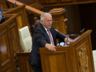 Депутат-долгожитель может остаться без мандата