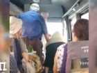 18+ "Старики-разбойники" в Кишиневе наполнили маршрутку матом из-за тележки
