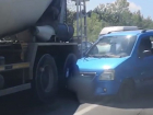 Крупная авария на Балканском шоссе: столкнулись два автомобиля и бетономешалка