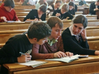 Три выпускника остались без диплома об окончании лицея из-за списывания