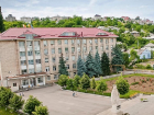 Мэра города Сороки оштрафовали на 9 тыс. леев за видео с замечанием девушкам, грызшим семечки