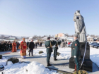 При поддержке Игоря Додона торжественно открылся памятник Штефану Великому в Кэприянах