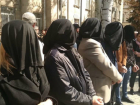 Странную акцию провели в Кишиневе активисты ACUM с черными мешками на головах