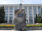 Скандальный «Камень Гимпу» пообещал убрать с главной площади Кишинева Чебан 