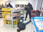 Операция спецназа: наркоторговцев задержали прямо в супермаркете