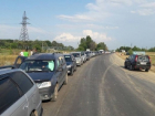 Огромную пробку на молдо-украинской границе сняли на видео автомобилисты