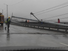 На виадуке в Кишиневе рухнули опоры линий электропередач 