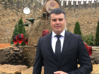 Директор винзавода Милештий Мичь вчера активно перебрасывал индеек у здания президентуры
