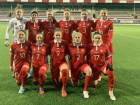 С завтрашнего дня возобновятся матчи женского чемпионата по футболу