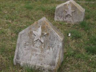 Кладбище советских солдат разгромила банда румынских вандалов
