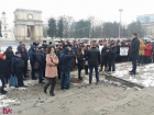 Массовая акция протеста прошла перед зданием правительства в Кишиневе