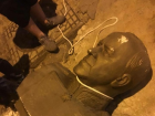 Полиция охраняла громивших памятник Жукову националистов в Одессе