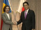 Санду предложила японцам вкладывать деньги в Молдову и опять осудила Россию 