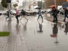 Первый сильный дождь затопил отремонтированный "по-европейски" проспект Штефана чел Маре
