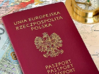 Бурное негодование Украины вызвали новые польские паспорта с претензиями на Львов