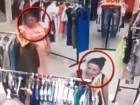 "Незаметно" укравшие одежду в торговом центре Кишинева женщины попали на видео