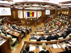 В парламенте Молдовы решили разогнать 40 процентов сотрудников