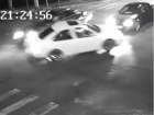Перевернувший автомобиль с тремя людьми в центре Кишинева водитель-лихач попал на видео