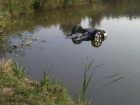 Трагедия в Окнице - автомобиль утонул в озере, погибли мужчина и женщина