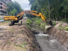 В Кишиневе очищают русло притока реки Бык