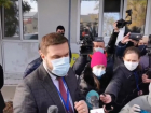 В Варнице братоубийцы кричат российскому наблюдателю "Чемодан-вокзал-Россия!"