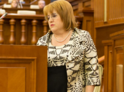 На зависть пенсионерам! Глава Конституционного суда получает заоблачную пенсию