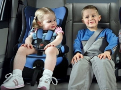 Власти ужесточили наказание за неправильную перевозку детей младше 7 лет