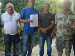 Еще одна примэрия признала власть нового Парламента и Правительства