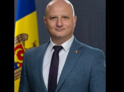 Депутат PAS объяснил, почему 10 тысяч леев в месяц на бензин для парламентариев — «небольшая сумма»