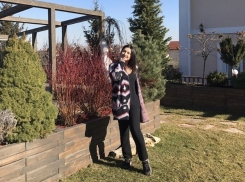 Жасмин приехала в Кишинев встретить весну и попозировать для мужа 