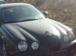 Скандалом на таможне закончилась для молдаванина попытка приехать домой на «Ягуаре»