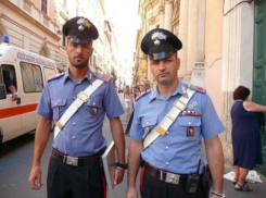 Извращенец из Молдовы совершал непристойные действия у магазина в Италии