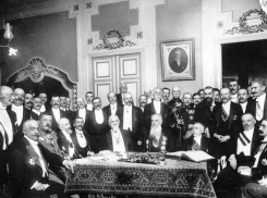 Календарь: 27 марта Сфатул Цэрий проголосовал за объединение Молдавской республики с Румынией