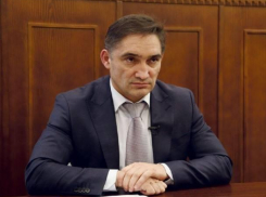 Чем занимается Стояногло, находясь под домашним арестом